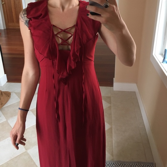 Elegant red dress - Picture 1 of 5